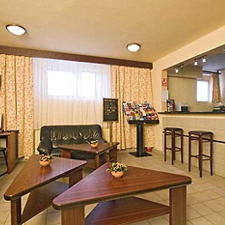 פראג Hotel Stirka מראה פנימי תמונה